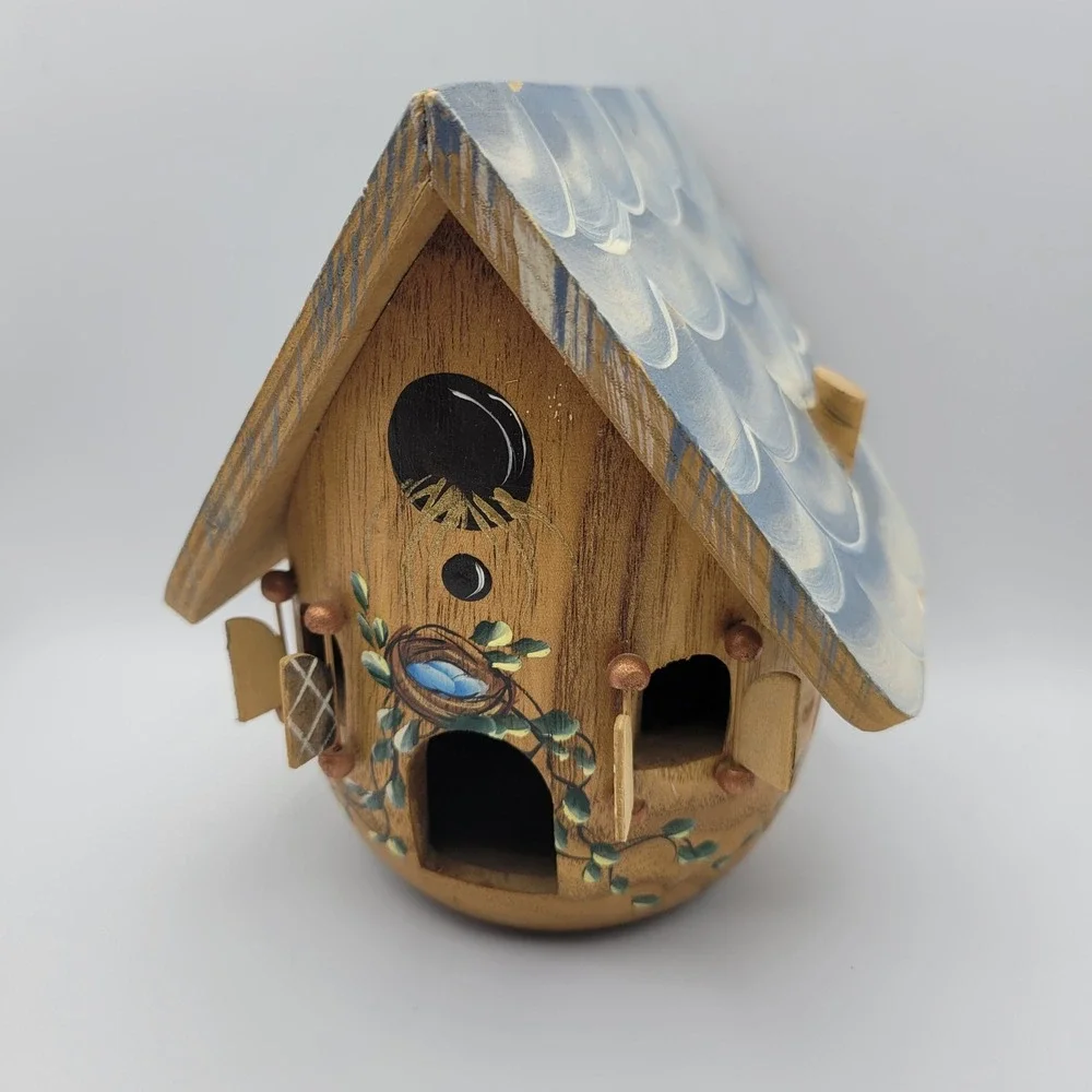 Hand Painted Wooden Birdhouse House‎ Decor Marquette Michigan Rustic Handmade